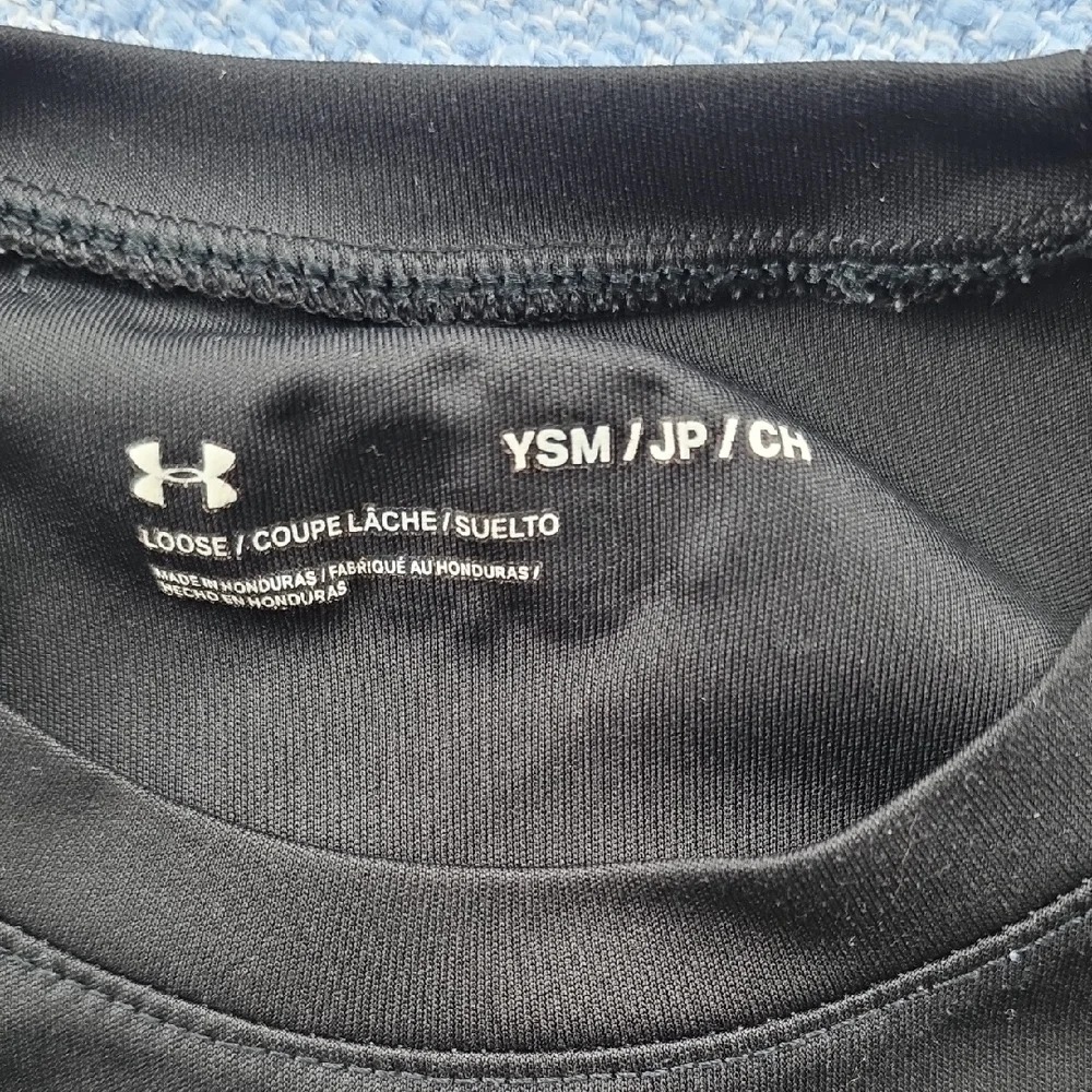 Under Armour (YSM) Black Tee with Vibrant Green Logo